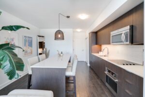 #533 5 hanna ave mls 14 copy