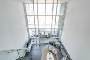 #533 5 hanna ave mls 26 copy